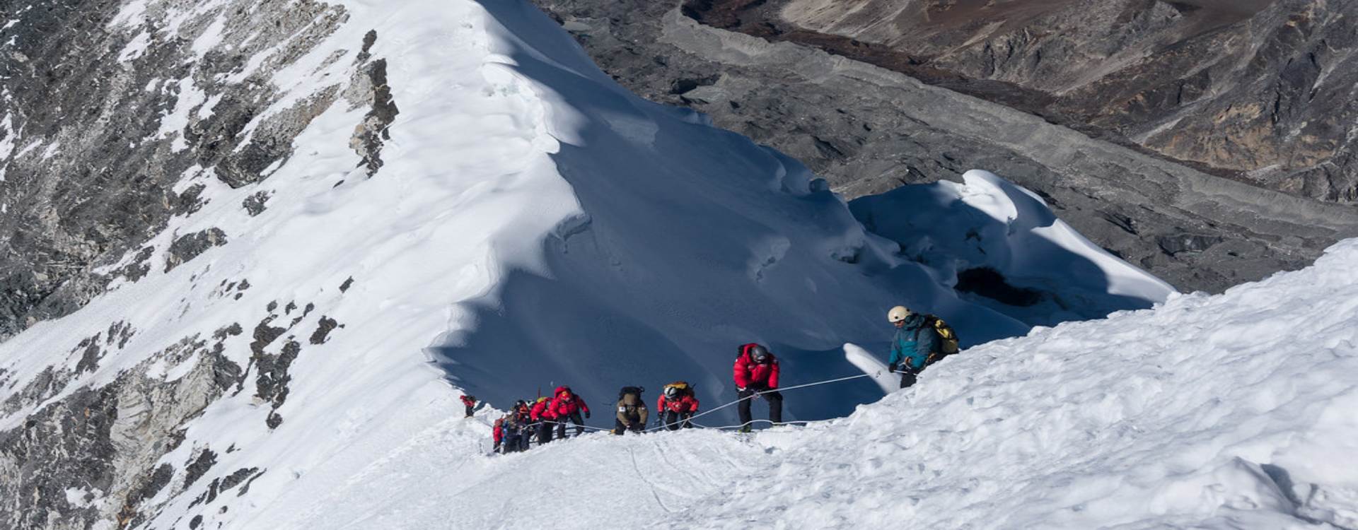 Island Peak with Everest Base Camp & Gokyo Lakes Treks